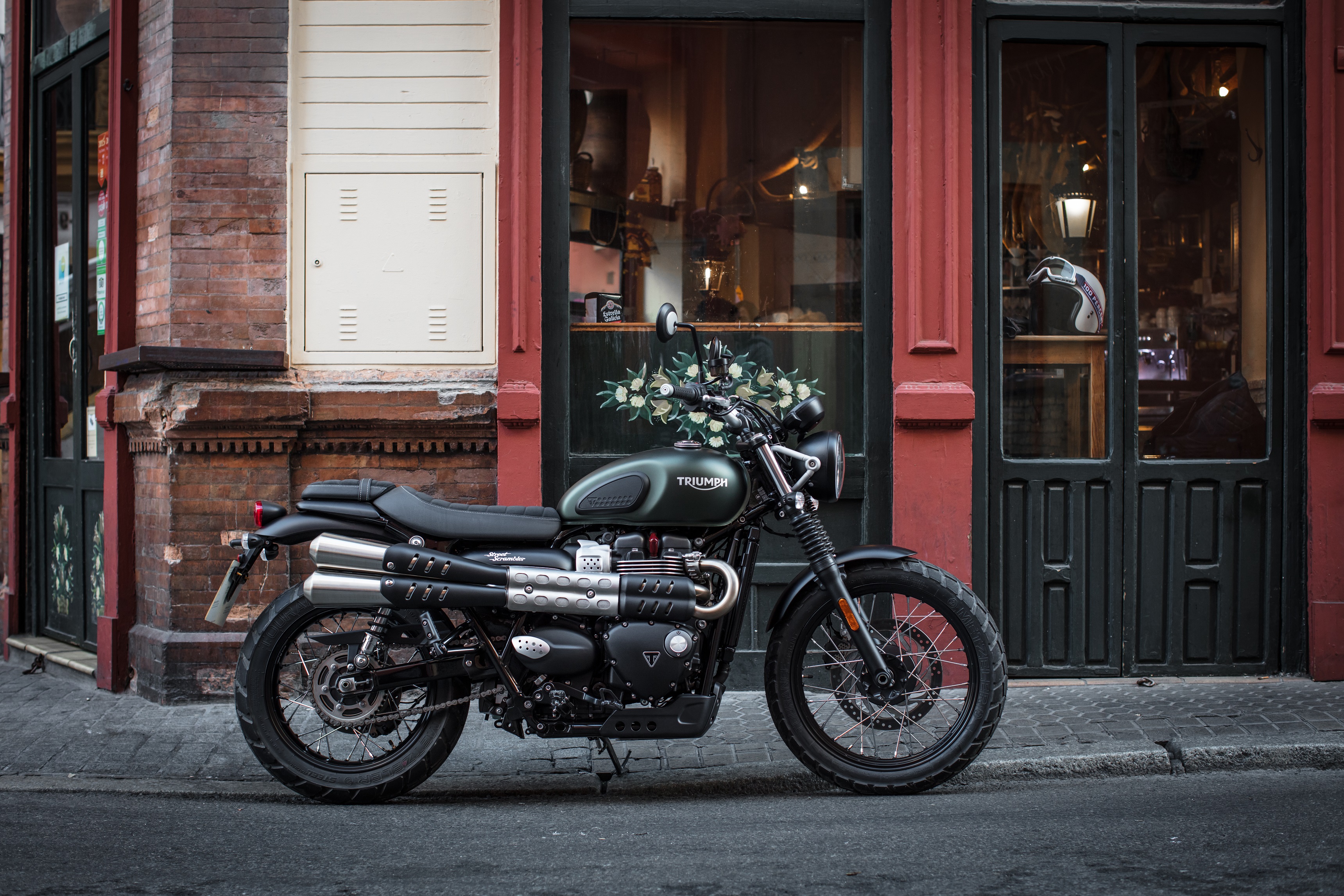 2017 triumph street store scrambler for sale